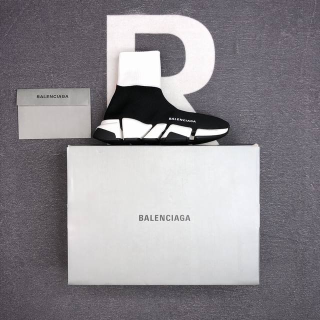 新款上架 Balencia** 巴黎*家最新款speed 多重压模组合大底 巴黎世家顶级情侣袜子鞋 原鞋购入开发 市面顶级版本 品质升级 各个细节包括包装都对比 - 点击图像关闭