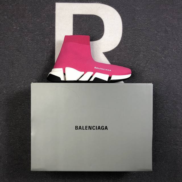 新款上架 Balencia** 巴黎*家最新款speed 多重压模组合大底 巴黎世家顶级情侣袜子鞋 原鞋购入开发 市面顶级版本 品质升级 各个细节包括包装都对比