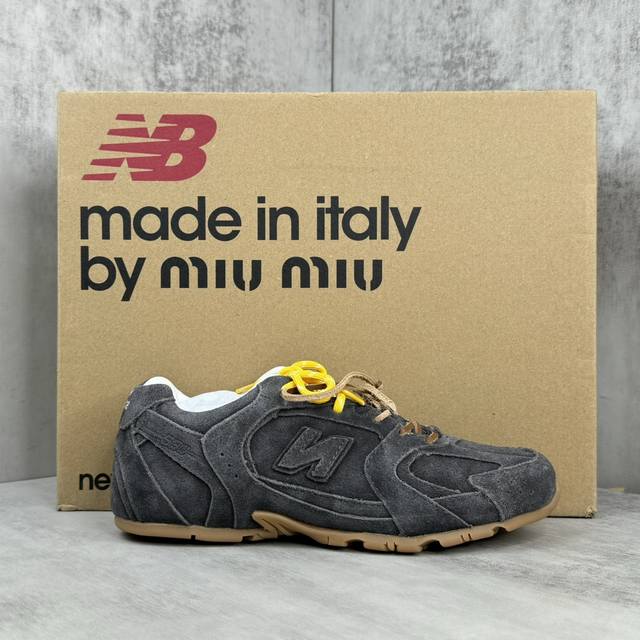 新款上架 Miumiu X New Balance Nb 情侣款休闲运动鞋 Miu Miu X New Balance 经典nb 运动鞋中汲取灵感 推出了自己的 - 点击图像关闭