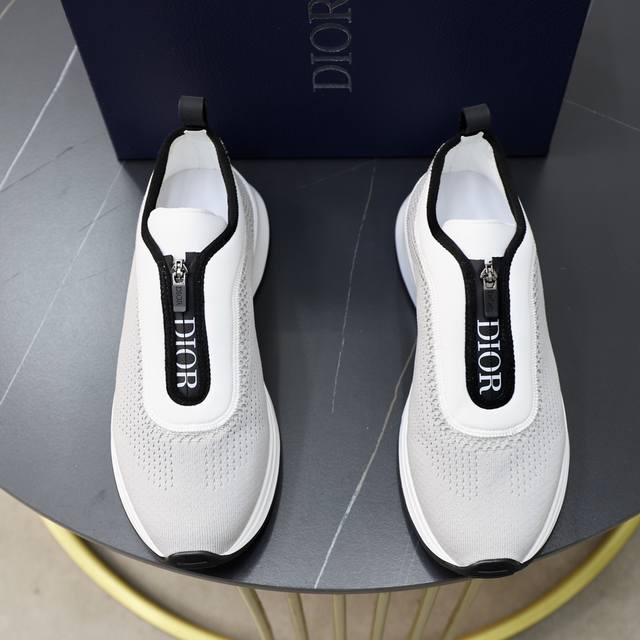 情侣款 Dior 迪奥 -高端品质 原单 -鞋面 进口双层针织 鞋舌品牌塑胶logo -内里 垫脚 柔软 高韧性布匹 -大底 超轻tpu发泡 橡胶 双色成型大底