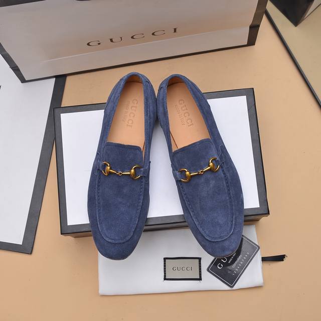 牛里 古奇男士最新新款休闲鞋 官网同步上市 绝对的奢华打造 进口深胶大底 舒适感爆棚 独特的设计理念 引领时尚新概念 配码 38-45