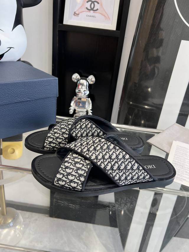代购级别 24Ss Dior 春夏季新款 交叉织带提花设计 Dior Alias拖鞋 沙滩凉鞋原版一比一开发 真正做到跟原版一致 码数 38-45 45定制不退