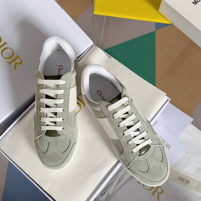 顶级版本 Dior 迪奥d家最新配色 Star 系列 休闲 运动鞋 小白鞋 板鞋 原版购入开发 做货 这款 Dior Star 运动鞋是 Dior 的经典单品
