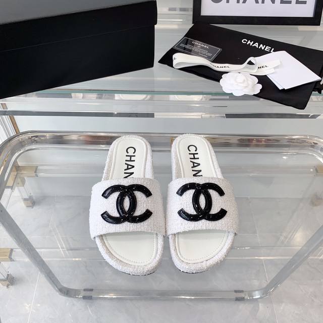Chanel新款拖鞋 高品质出货 上脚超级仙女超级好看 与夏天完全融合百搭款 原版花尼布面料 原版防滑大底 Size:35-40