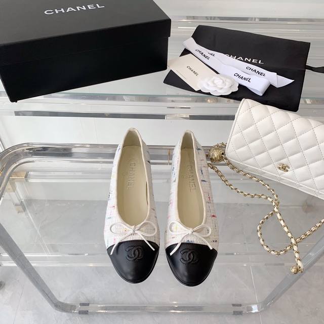 Chanel经典芭蕾舞鞋 这款就不用多说了 永不过时的万年款 布面鞋面 羊皮垫脚 意大利真皮大底 Size:35-40