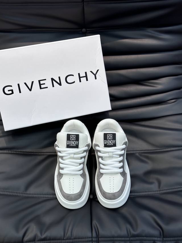 Givench*.纪梵希男士厚底休闲鞋 采用进口小牛皮打造 拼色设计 鞋舌品牌logo装饰 立体复合式拼接缝合 内里舒适度高 38 45