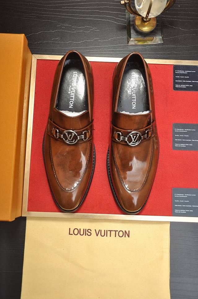 出厂价 Louis Vuitton 羊皮内里 新款牛皮lv正装鞋专柜一比一制作原单品质、进口牛皮鞋面全羊皮内里原单原版橡胶大底、｛高品质看得见｝码数：38-45