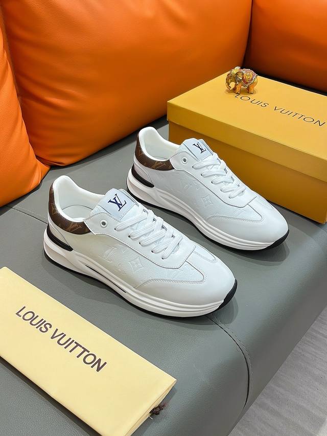 商品名称：Louis Vuitton 路易 威登 正规码数: 38-44 休闲鞋 商品材料：精选 头层牛皮鞋面，柔软羊皮内里；原厂大底。