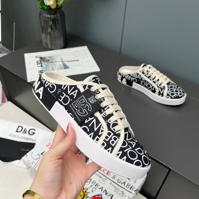 Dolce&Gabbana-杜嘉班纳 专柜品质 专柜主推拖鞋款 进口高档dg牛仔布 ，内里羊皮logo 原版耐磨品牌logo大底 ，码数35-41