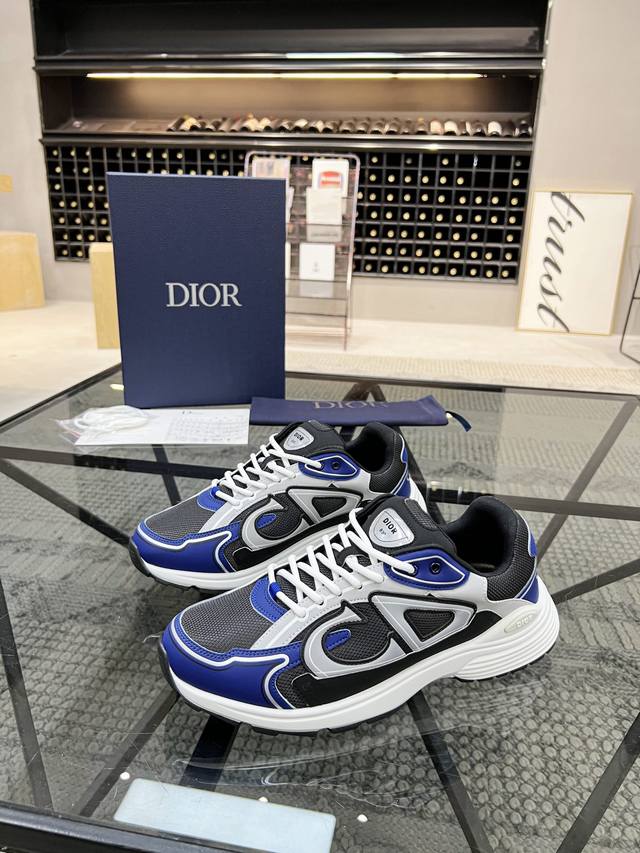 迪奥 Dior 顶级代购b30爆款超人气运动，新品专柜同步，鞋面意大利原版进口牛皮透气网布面料搭配，潮达人必备，复杂工艺完美复刻 进口柔软网布里垫，鞋底 原厂特