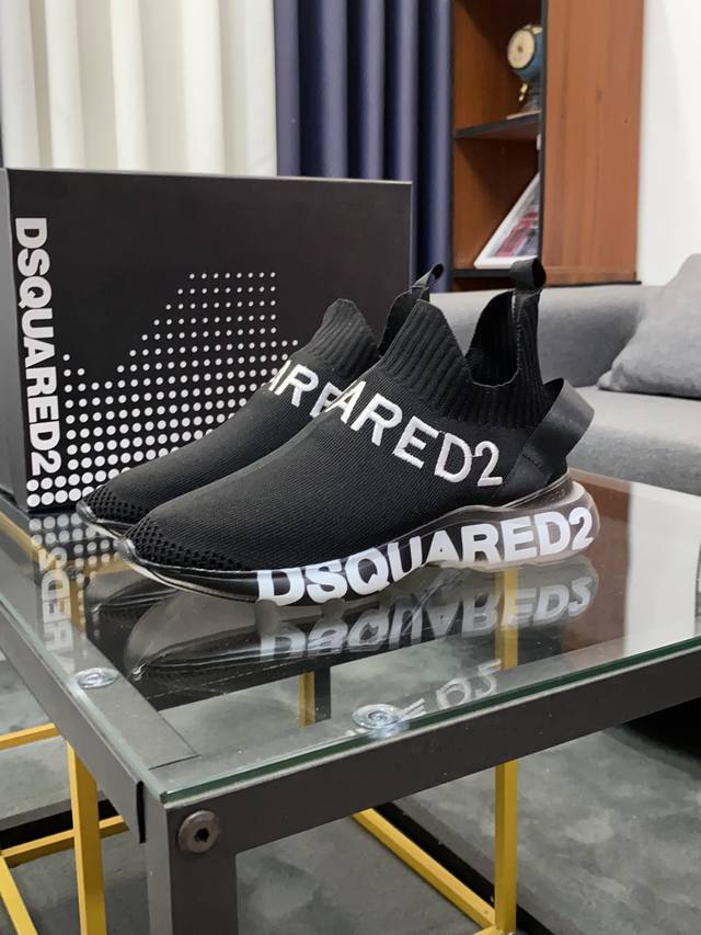 商品商标 Dsquared2 D2次方 正码码数 38-46 商品材料 飞织布料鞋面，布里羊皮垫，鞋底 原厂特供原版发泡橡胶大底，独家活动成型底超级舒适。