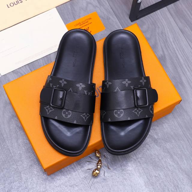 商品商标 Louis Vuitton 路易威登 拖鞋 正码码数 38-45 商品材料 精选牛皮拼接材料 橡胶大底