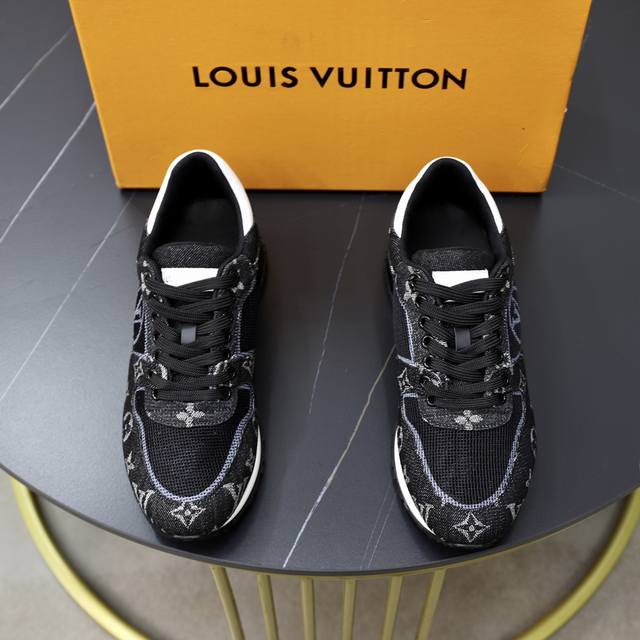 出厂价 顶级原单 品牌 Louis Vuitton Lv.路易威登 材质 原工厂牛仔布拼接镂空面料 1 1原板大底 舒适内里 款式类型 休闲运动 板鞋 等级 专