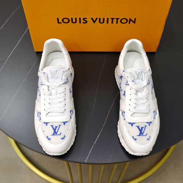 出厂价 顶级原单 品牌 Louis Vuitton Lv.路易威登 材质 原工厂牛皮拼接镂空面料 1 1原板大底 舒适内里 款式类型 休闲运动 板鞋 等级 专柜