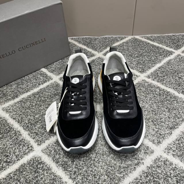 新品brunello Cucinelli春夏系带休闲运动男鞋 Bc来自意大利的世界顶级奢侈品牌 鞋面透气飞织羊绒面 鞋面高温熔断tpu 独特设计 简约不失个性