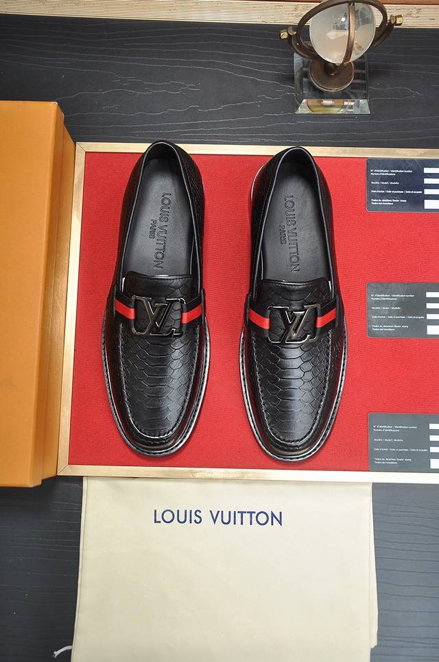 出厂价 Louis Vuitton 羊皮内里 新款牛皮lv正装鞋专柜一比一制作原单品质、进口牛皮鞋面全羊皮内里原单原版橡胶大底、｛高品质看得见｝码数 38-45