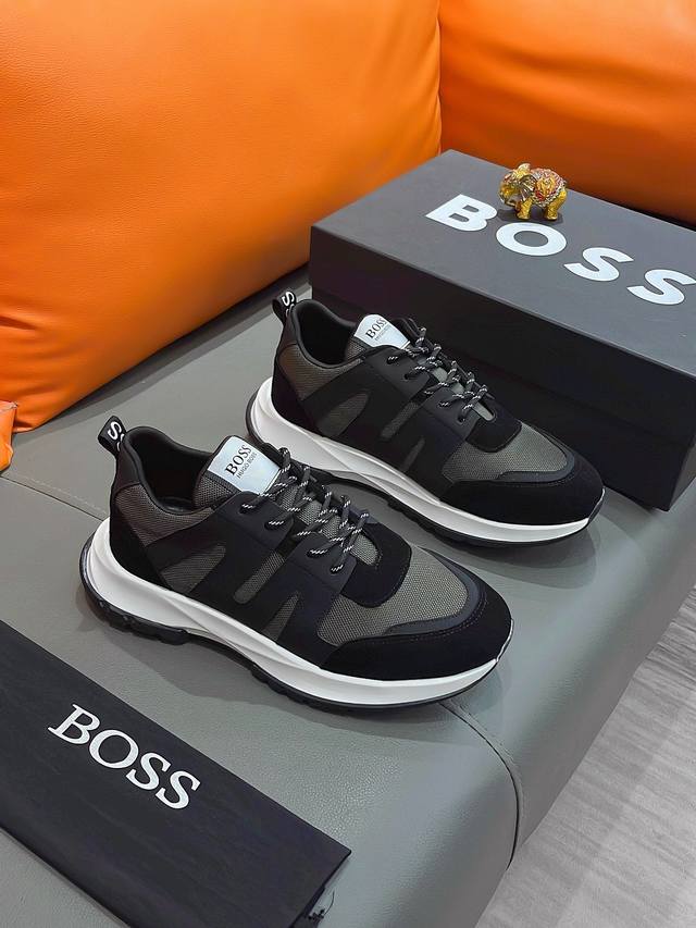 商品名称 Boss 波士 正规码数 38-44 休闲鞋 商品材料 精选 牛皮鞋面，舒适羊皮内里 ；原厂大底。