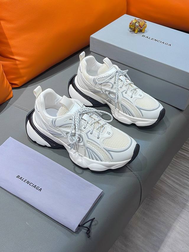 商品名称 Balenciaga 巴黎世家 正规码数 38-44 休闲鞋 商品材料 精选 网布鞋面，柔软羊皮垫脚，原厂特供原版底。