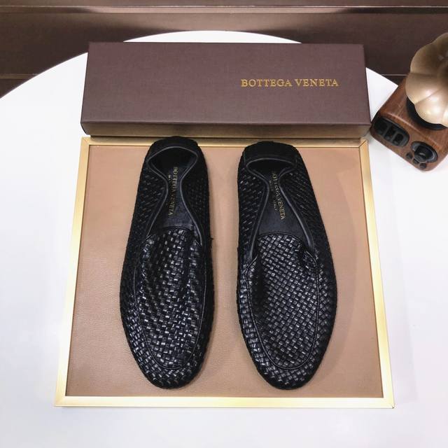 工厂批 Botteg Venetta Bv 钱包鞋 独家新款 官网新款 鞋面以上乘的顶级小牛皮制作 细腻的手感 流淌奢华的质感 为精致男士量身制作 铸就高贵气场