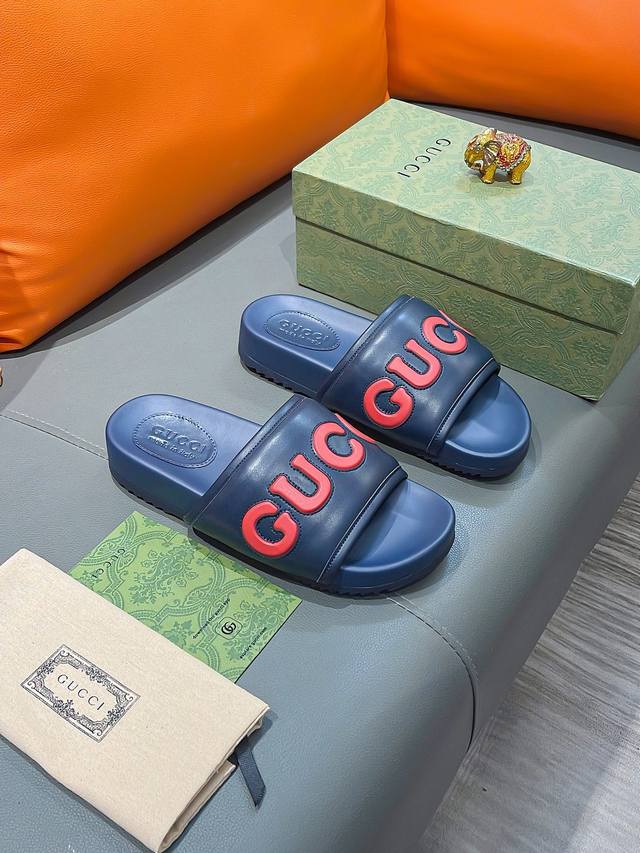 商品名称 Gucci 古驰 正规码数 38-44 拖鞋 商品材料 精选进口原版面料，原厂特供原版底。