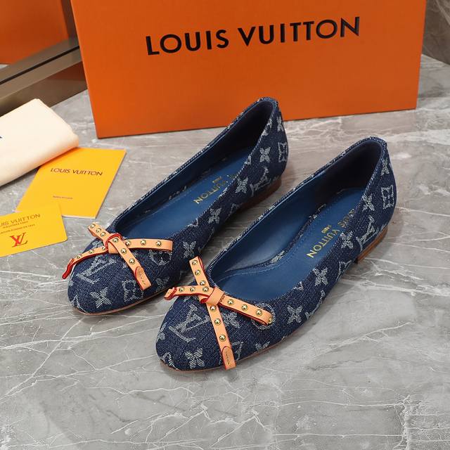 Louis Vuitton 路易威登 2024年新款单鞋 鞋面：牛皮 布 内里：羊皮 鞋底：意大利真皮大底 跟高：1.5Cm 码数：35-41